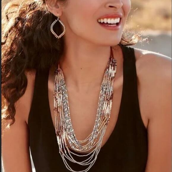 Stella & Dot Mesa Necklace - silver, gold, rose gold, and white - Picture 4 of 7